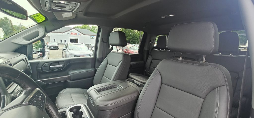 Used 2021 Chevrolet Silverado 3500 LTZ w/ LTZ Convenience Package AWD/4WD image 15
