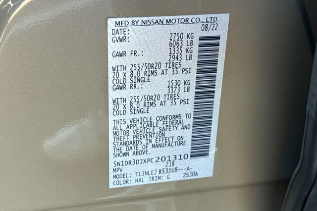 Used 2023 Nissan Pathfinder Platinum w/ Cargo Package AWD/4WD image 31