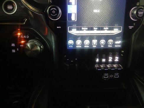 Used 2021 RAM 2500 Limited image 18