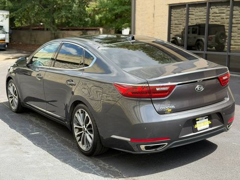 Used 2017 Kia Cadenza Technology FWD image 9