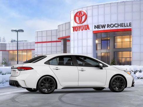 New 2026 Toyota Corolla SE image 11