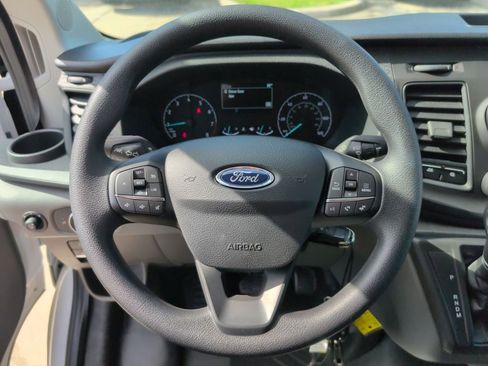New 2025 Ford Transit 250 Low Roof image 27