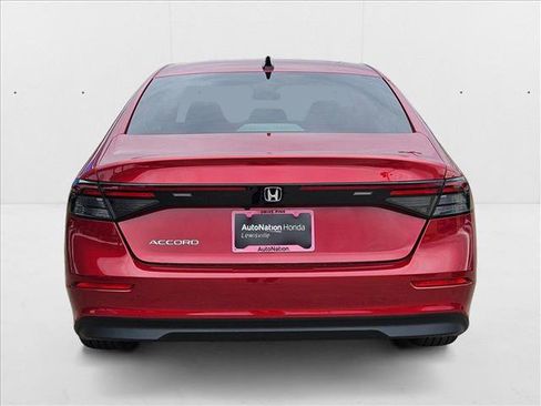 New 2025 Honda Accord SE image 8