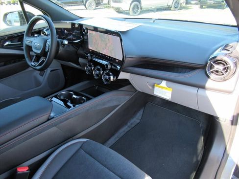 New 2026 Chevrolet Blazer EV SS image 15