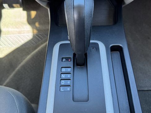 Used 2010 Ford Escape XLS image 13