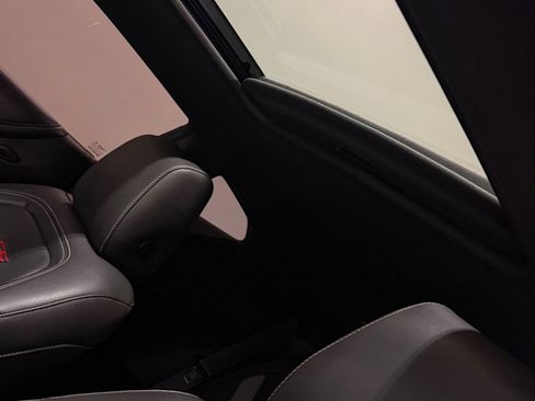 Used 2016 Chevrolet Camaro SS RWD image 15