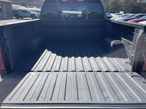 Used 2025 Chevrolet Silverado 1500 LT image 11