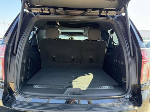 Certified 2024 Chevrolet Suburban Premier AWD/4WD image 6