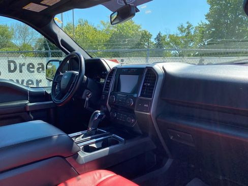 Used 2018 Ford F150 XLT w/ Equipment Group 302A Luxury AWD/4WD image 19