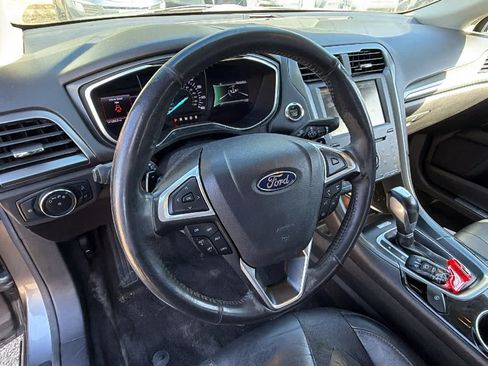 Used 2014 Ford Fusion Titanium FWD image 10