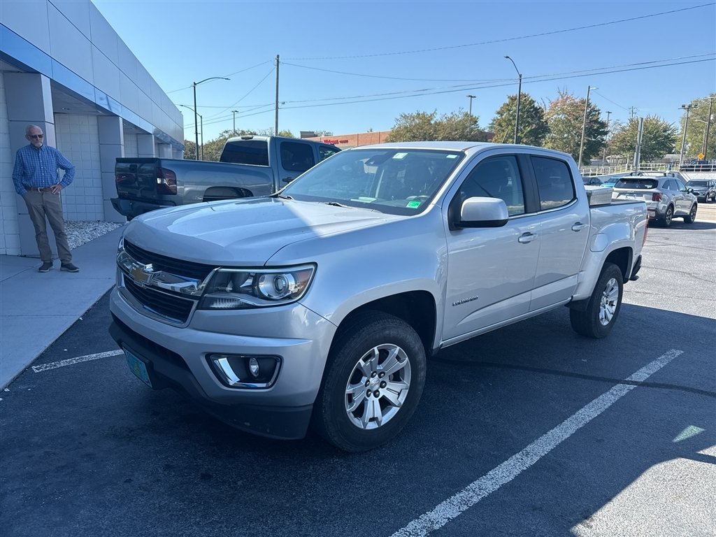 Used 2020 Chevrolet Colorado LT w/ Luxury Package AWD/4WD image 2