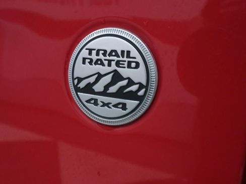 Used 2018 Jeep Wrangler Unlimited Sahara w/ Cold Weather Group image 38