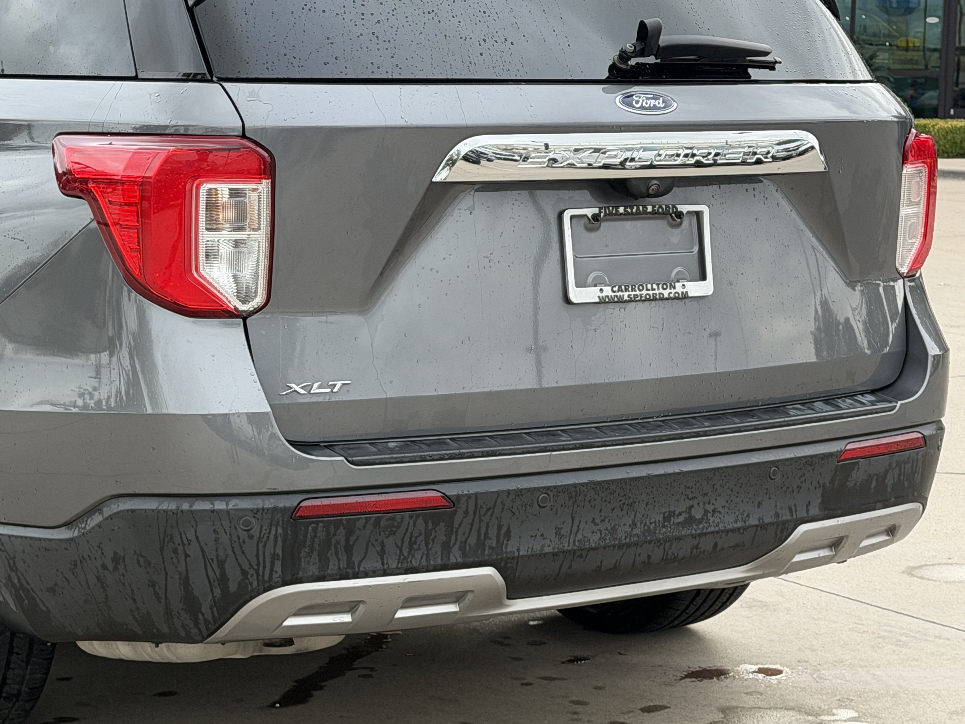 Used 2021 Ford Explorer XLT w/ Equipment Group 202A RWD image 7