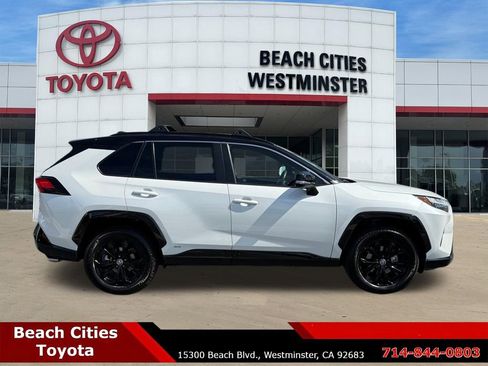 Used 2024 Toyota RAV4 XSE w/ Advanced Technology Package image 12