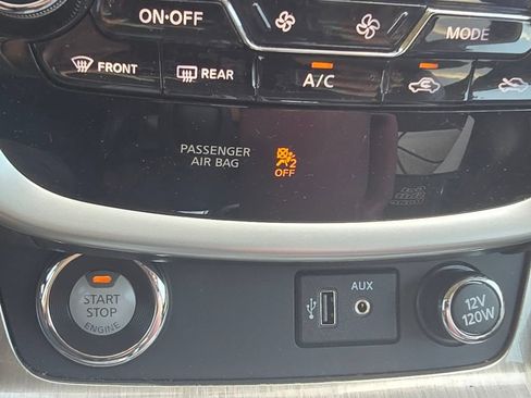 Used 2018 Nissan Murano SL w/ Moonroof Package FWD image 38