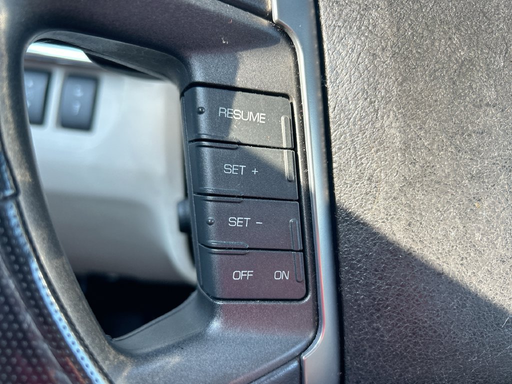 Used 2010 Lincoln MKS FWD image 18