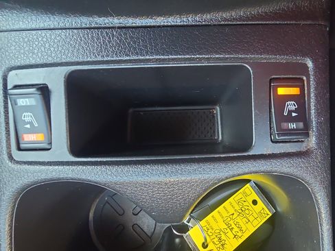 Used 2017 Nissan Rogue Sport SL w/ SL Premium Package image 26