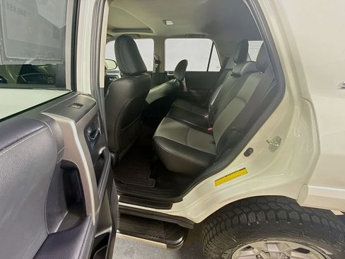 Used 2023 Toyota 4Runner SR5 Premium w/ Moonroof Package AWD/4WD image 22
