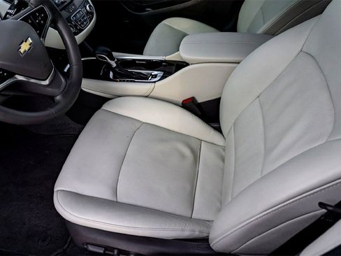 Used 2024 Chevrolet Malibu LT image 14