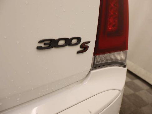 Used 2023 Chrysler 300 S RWD image 6