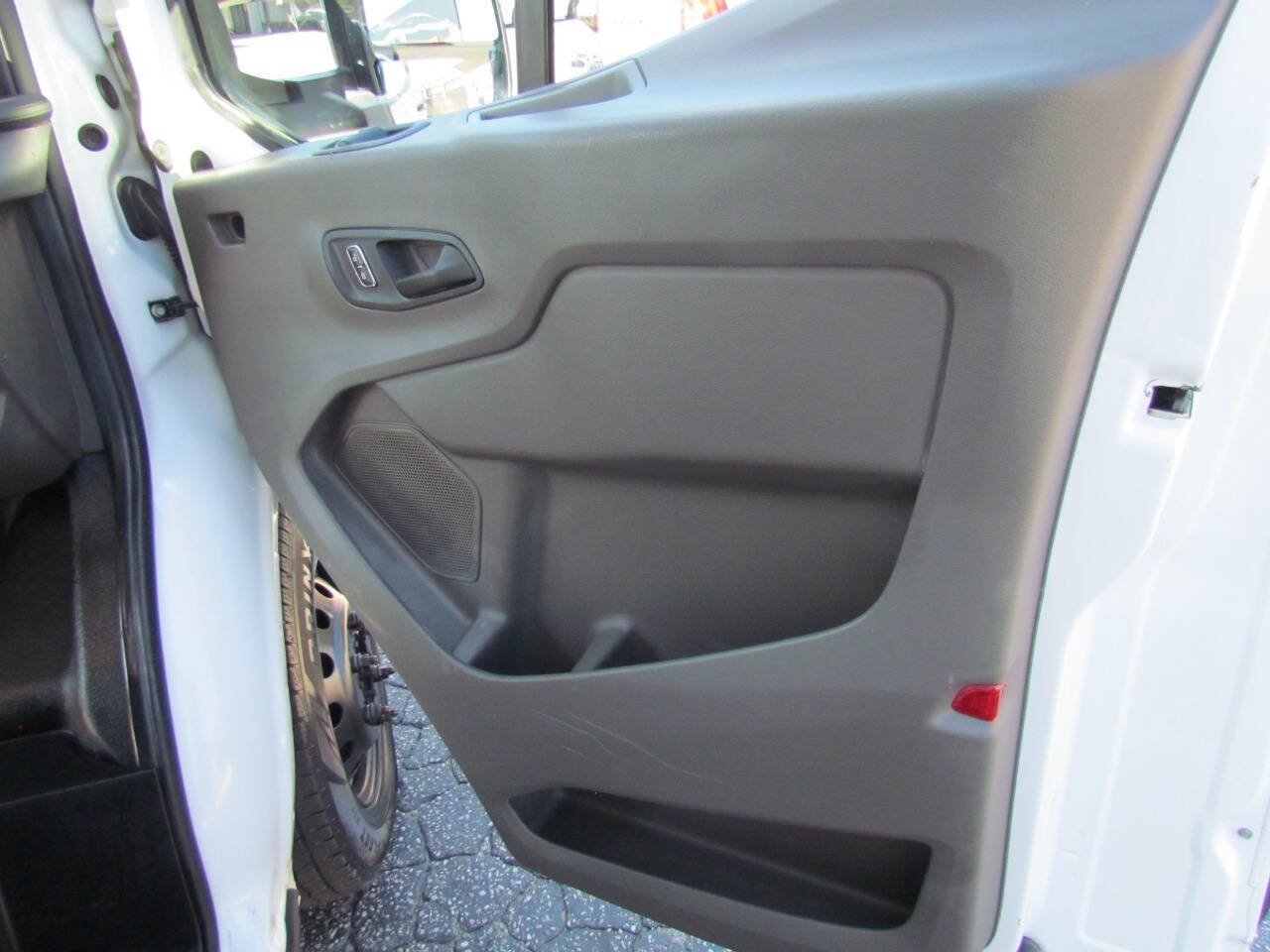 Used 2022 Ford Transit 350 DRW AWD w/ Exterior Upgrade Package image 14
