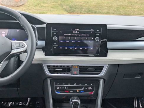 New 2026 Volkswagen Taos SE FWD image 18
