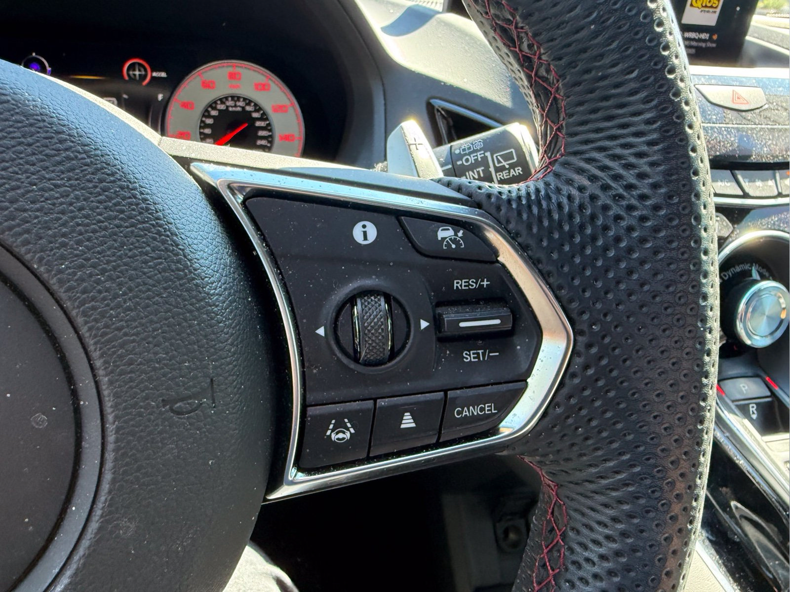 Used 2023 Acura RDX w/ Advance Package FWD image 17