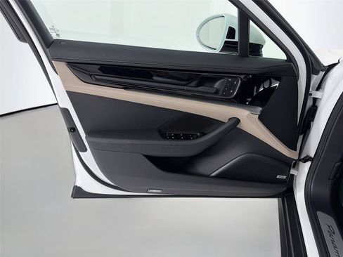 New 2026 Porsche Panamera 4 AWD/4WD image 6