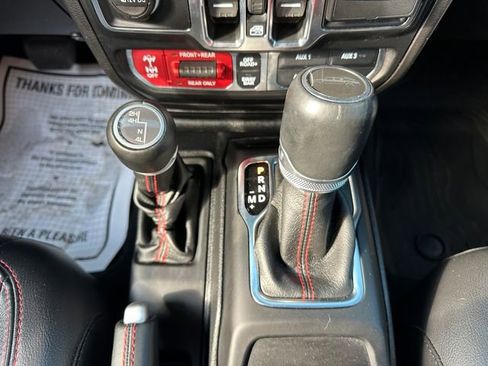 Used 2021 Jeep Gladiator Rubicon image 19