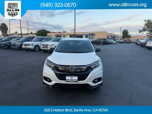 Used 2021 Honda HR-V Sport image 2