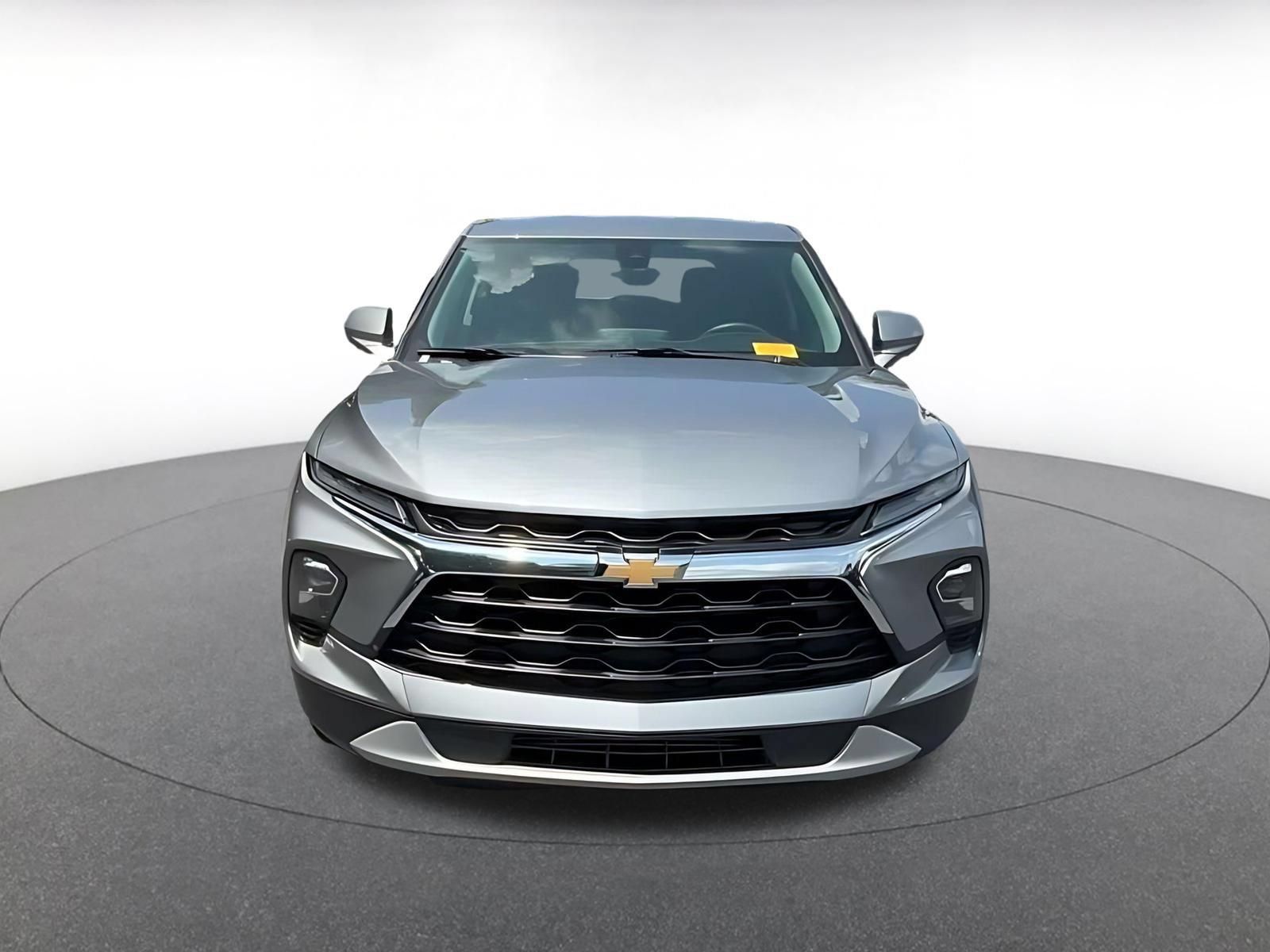 Used 2026 Chevrolet Blazer LT AWD/4WD image 4