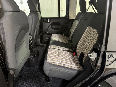 New 2026 Jeep Wrangler Unlimited Sport AWD/4WD image 15