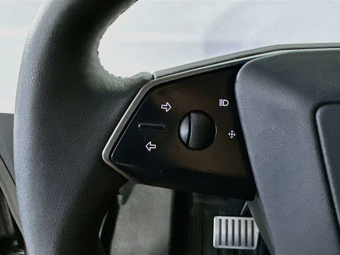 Used 2024 Tesla Cybertruck AWD Crew Cab image 24