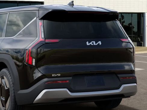 New 2026 Kia EV9 Light image 13