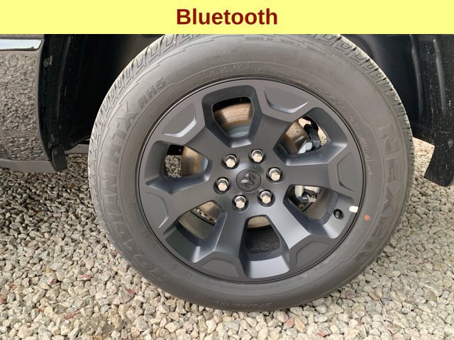 Used 2026 RAM 1500 Express AWD/4WD image 9