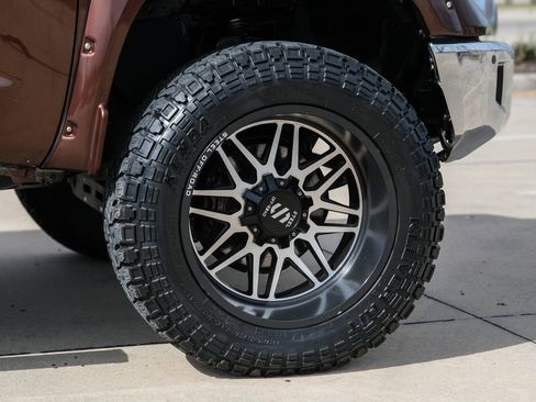 Used 2017 Toyota Tundra 1794 Edition image 17