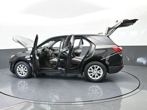 Used 2020 Chevrolet Equinox LS image 66