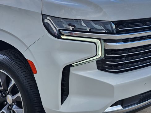 Used 2021 Chevrolet Tahoe LT w/ LT Signature Package image 7