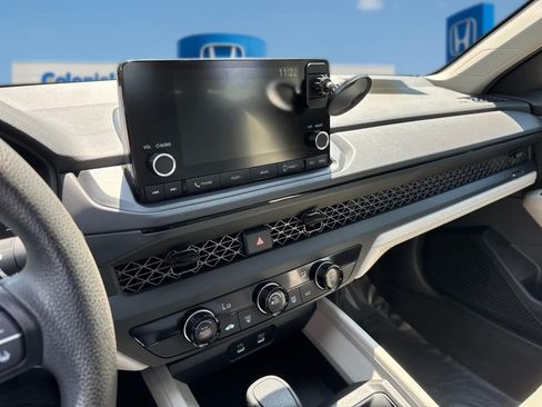 Used 2025 Honda Accord LX image 22