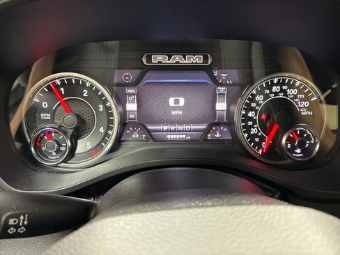 Used 2023 RAM 1500 Big Horn AWD/4WD image 17
