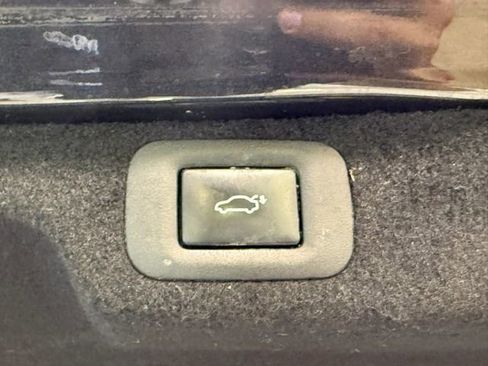 Used 2021 Lexus LS 500 w/ Interior Upgrade Package RWD image 37
