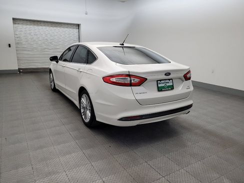 Used 2016 Ford Fusion SE w/ Equipment Group 202A FWD image 5