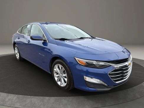 Used 2023 Chevrolet Malibu LT image 3