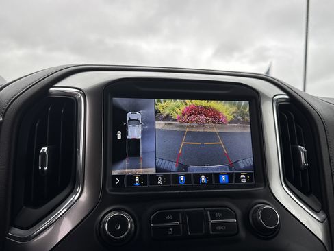 Used 2021 Chevrolet Silverado 3500 LTZ w/ LTZ Premium Package image 26