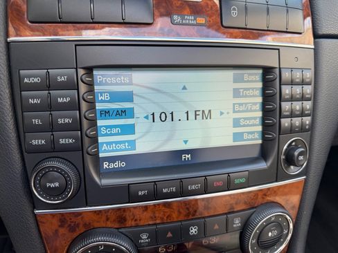 Used 2007 Mercedes-Benz CLK 350 Cabriolet image 15
