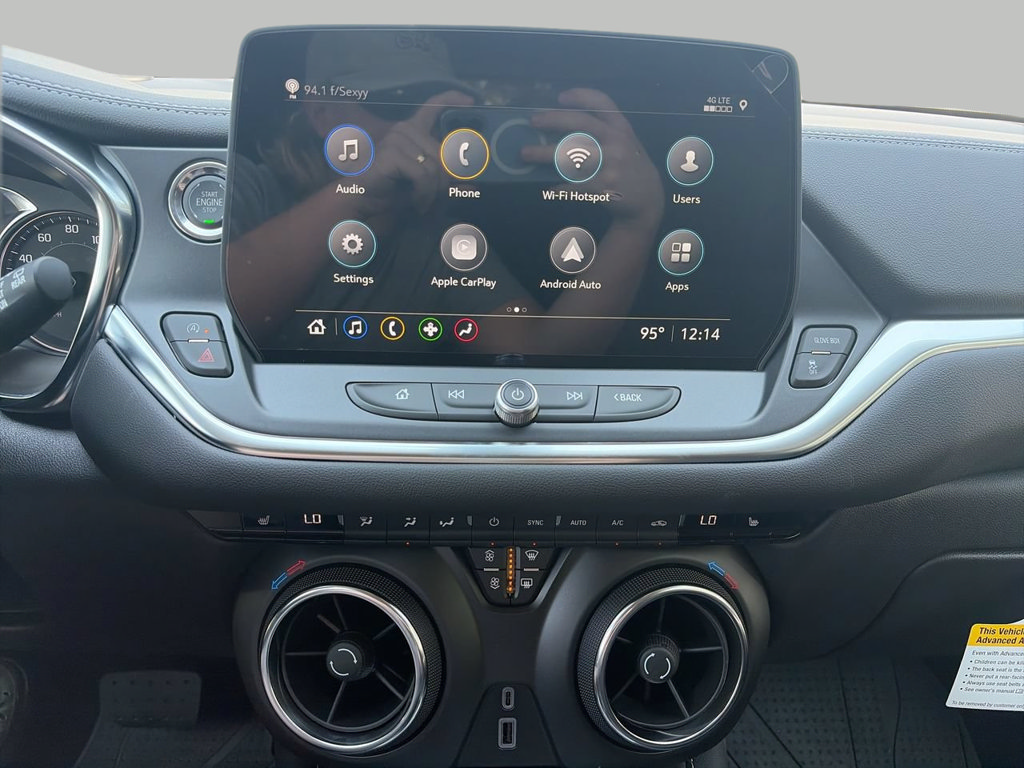 New 2026 Chevrolet Blazer LT w/ Convenience Package FWD image 18