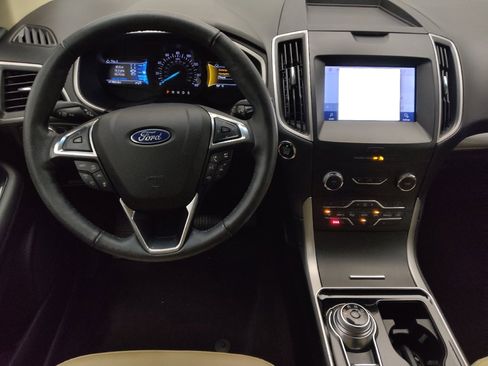 Used 2020 Ford Edge SEL image 22