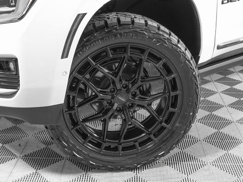 Used 2026 GMC Yukon XL Denali Ultimate image 36