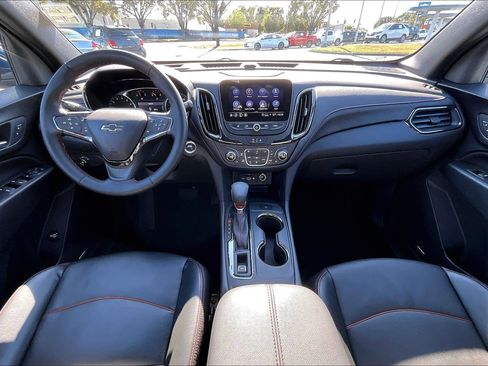 Used 2023 Chevrolet Equinox RS w/ RS Leather Package image 12