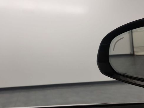 Used 2022 Volvo XC60 B5 Momentum image 19